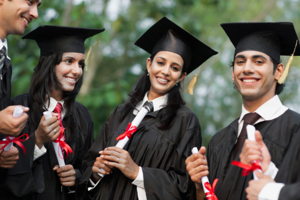 Approved International Scholarship Awards for College Students 2021/2022 1 International Scholarship Awards